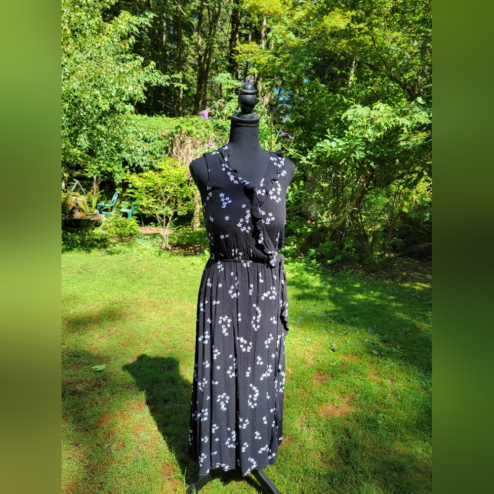 J. Jill Black Floral XS Petite Sleeveless Maxi Black Dress